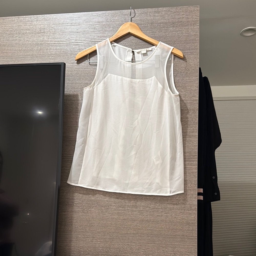 Elegant White Sleeveless Top
